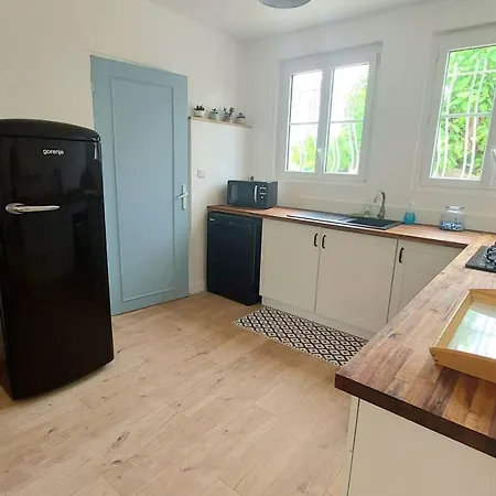 Vakantiehuis House 90 M With Pool And Garden *
