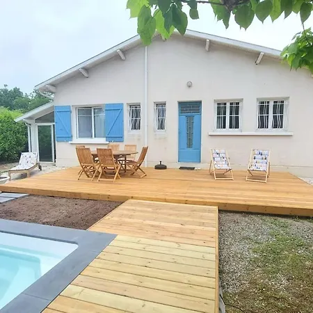 House 90 M With Pool And Garden Vakantiehuis